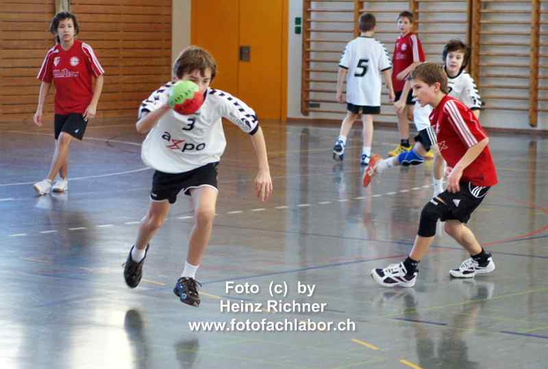 241141 handball_4.jpg